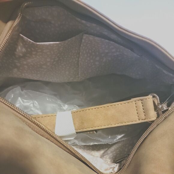 VR NYC Faux Suede Crossbody Bag Natural Envelope Flap Beige - Picture 10 of 10